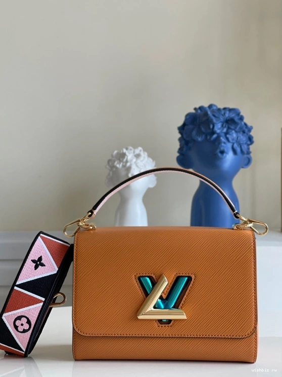 WIS LOUIS TWIST MM VUITTON 0104